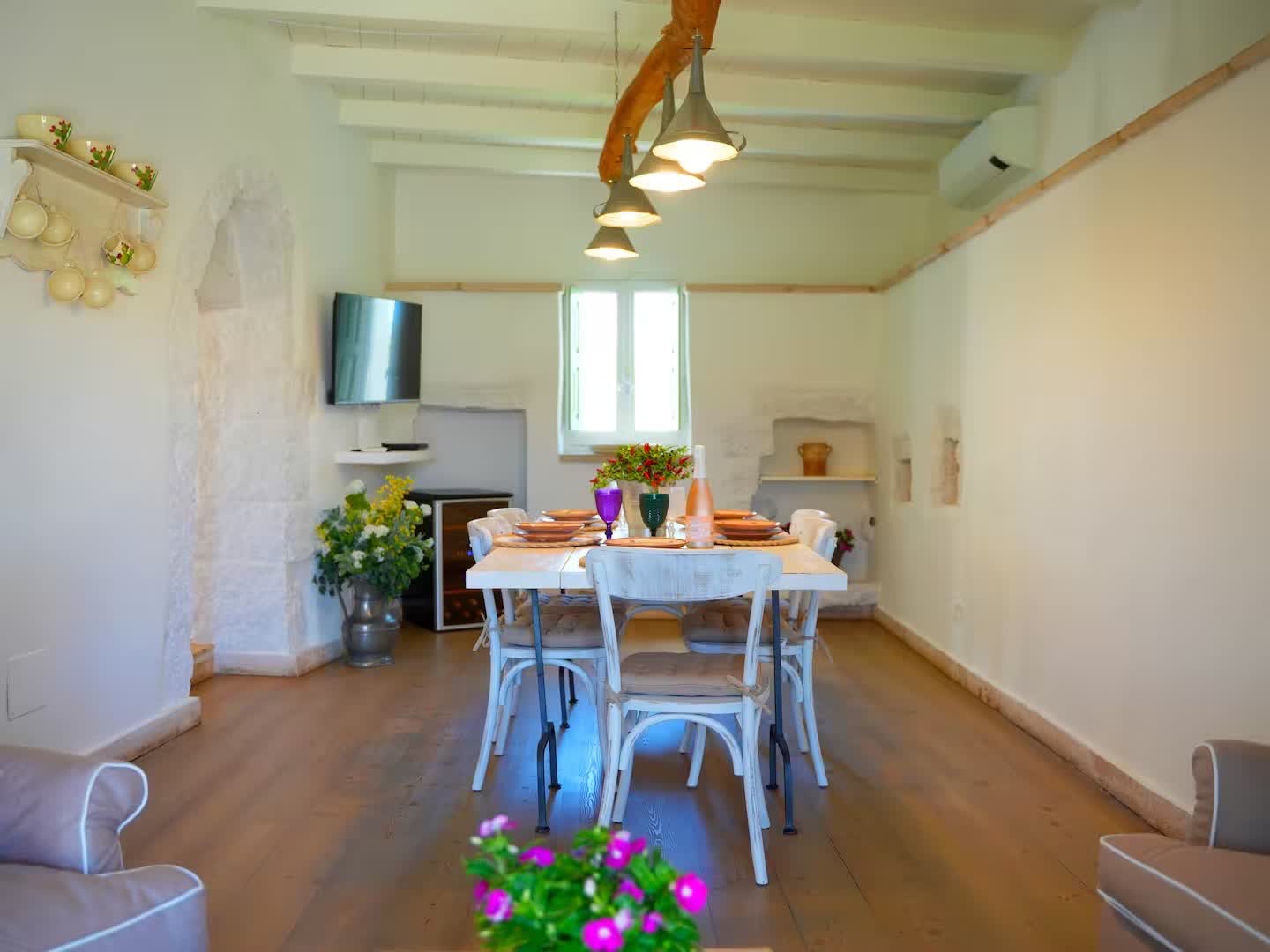 La zona pranzo interna